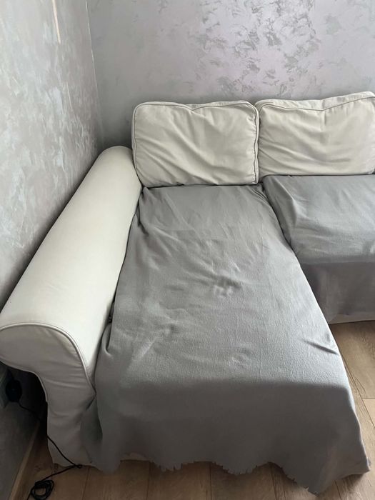 Ъглов диван Ikea