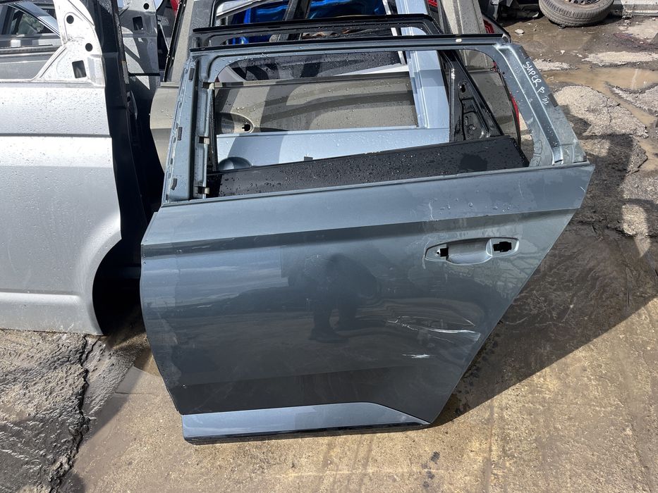 Врата лява Skoda SuperB 2016- 2бр