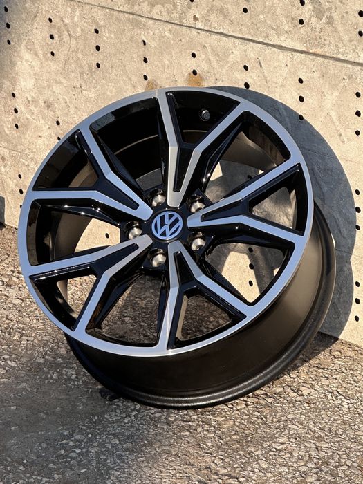 Джанти за Фолксваген Volkswagen 17 “ цола 5х112 чисто нови Golf Passat