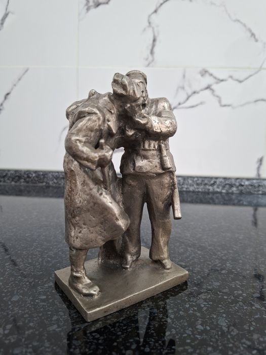 Статуэтка производства СССР