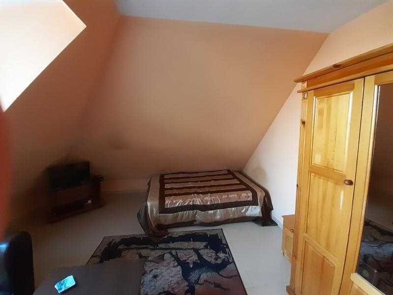 Дава се под наем Двустаен апартамент в София, Център - 70 кв.м за 550 € - Снимка #1