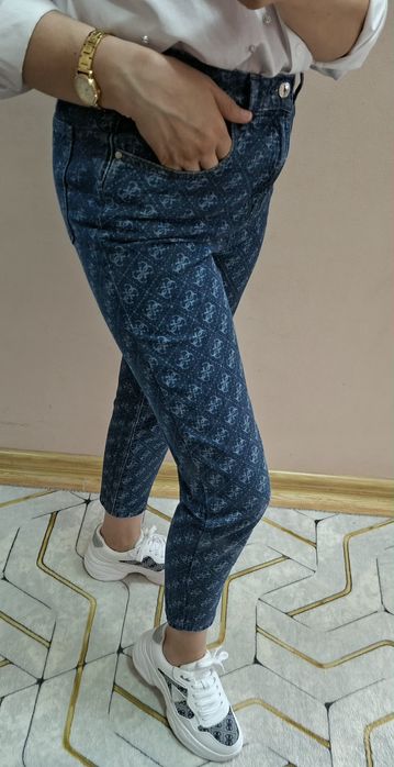 Дамски дънки guess