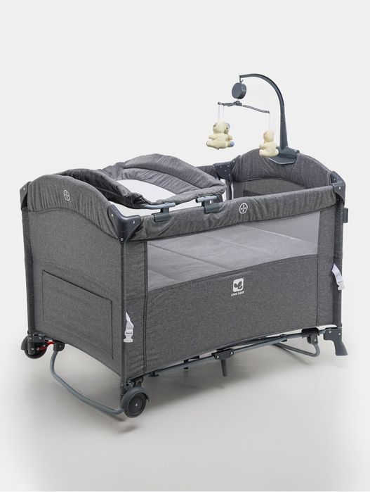 Детская кроватка 3в1 кроватка,люлька, манеж в новом состоянии