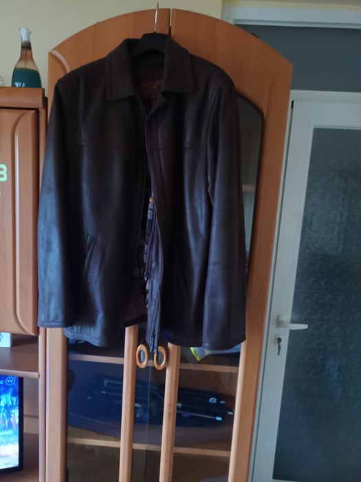 Geaca de piele xxl Fabrica Orastie