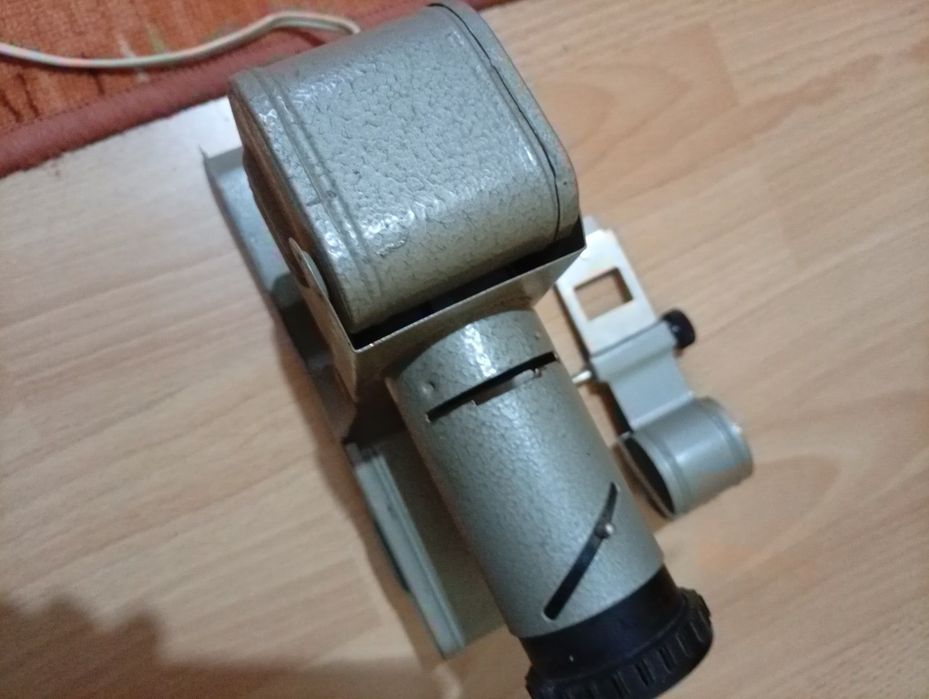 Продавам киноапаратче