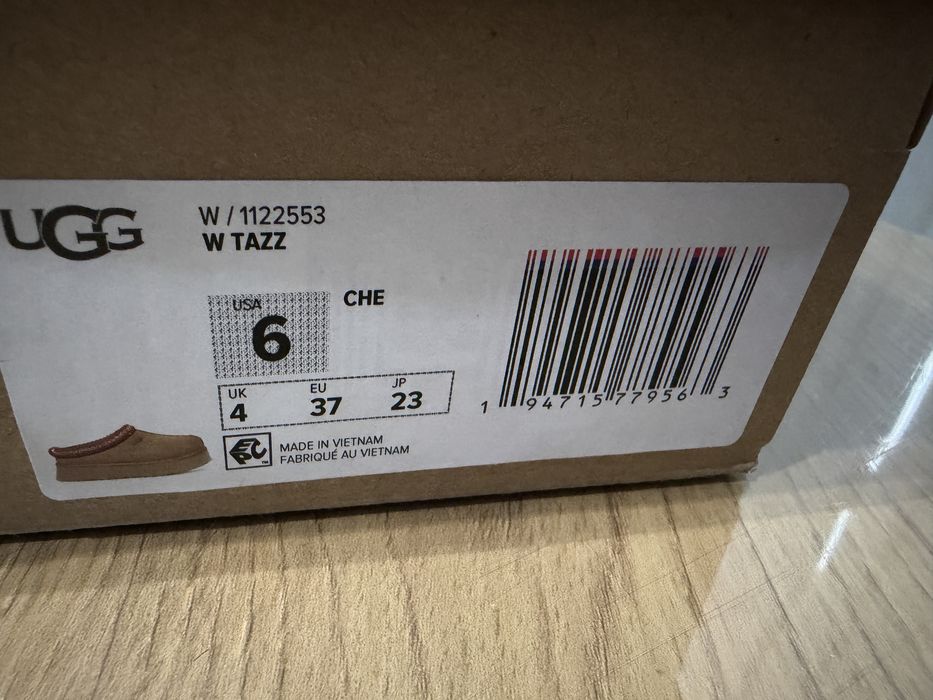 Ugg tazz marimea 37