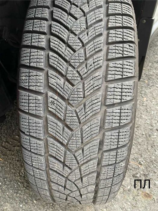 Goodyear UltraGrip Ice Gen-1 225/60 R17 103T