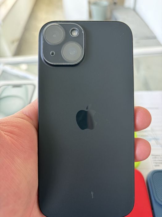 Iphone 15 black 128 GB с гаранция до август 2027