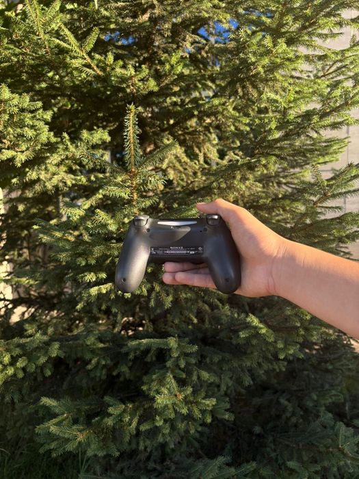 Джойстики для Playstation4 срочно