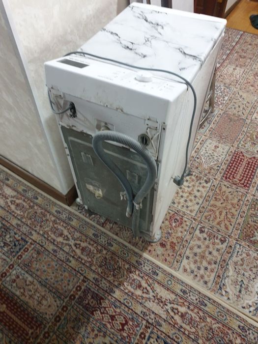 Стиральная машина Hotpoint