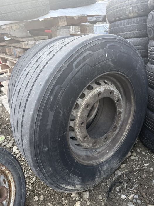 Vand doua anevelope 385/55R22.5