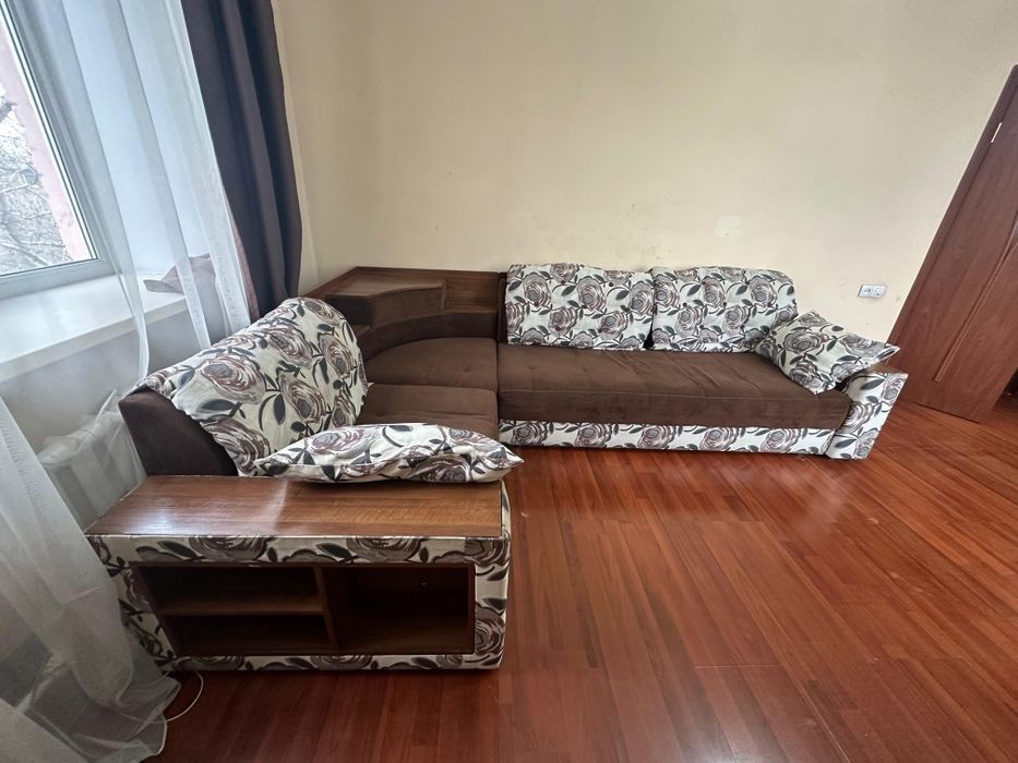 Продам угловой диван