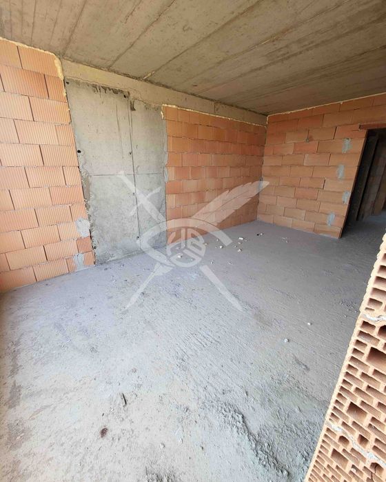 Продава се Тристаен апартамент в Бургас, Сарафово - 106 кв.м за 1179 €/кв.м - Снимка #2