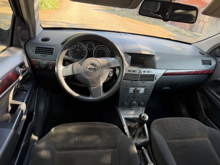 Opel Astra H 1.6 benzina 2006