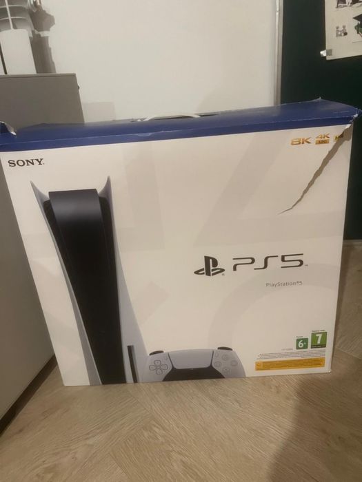 Продам пс5 плейстейшен