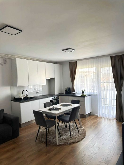 Apartament modern| Regim hotelier|3 camere| Parcare|Terasă| |WIFI