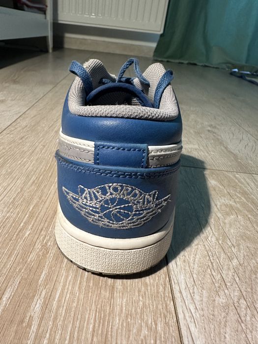 Air Jordan 1 Low True Blue