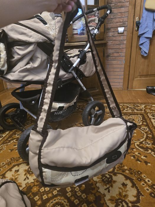 Продаётся детская коляска