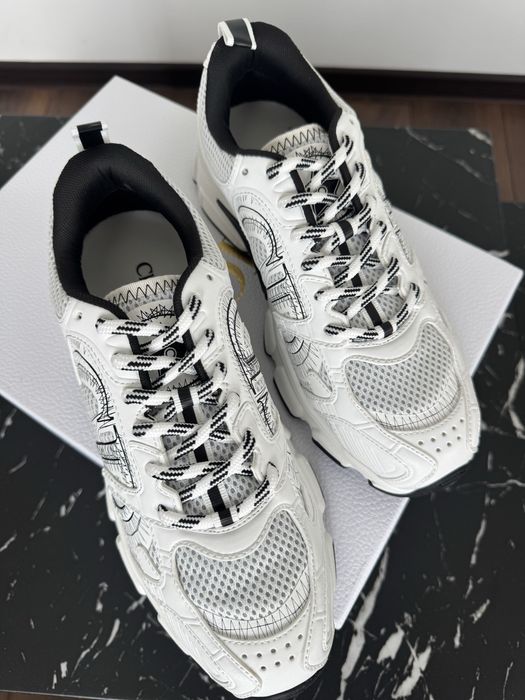 Dior Chrono Sneakers