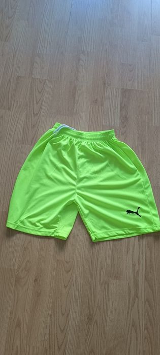 Продам футбольную экипировку