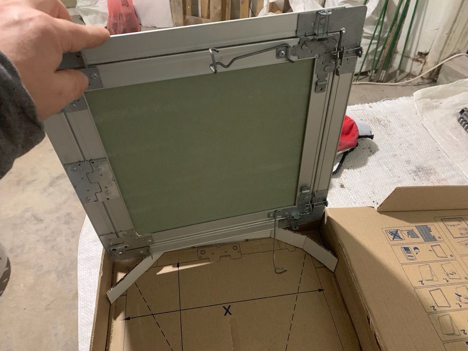 Ревизия за щрангове - KNAUF 200х200