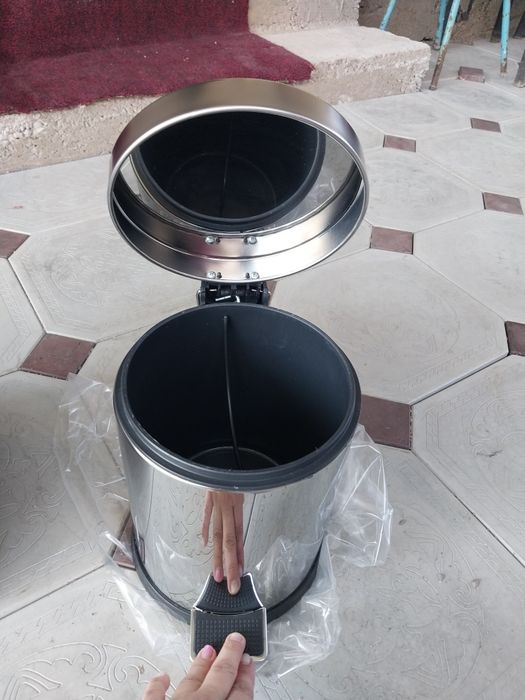 Продается мусорное ведро