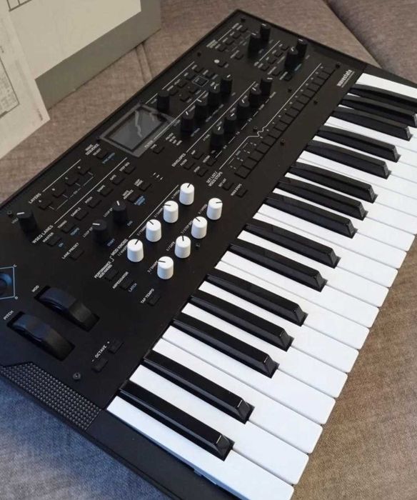 Korg wavestate синтезатор