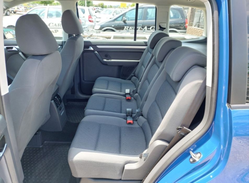 Volkswagen Touran 1,6tdi АВТОМАТИК Webasto ГЕРМАНИЯ top