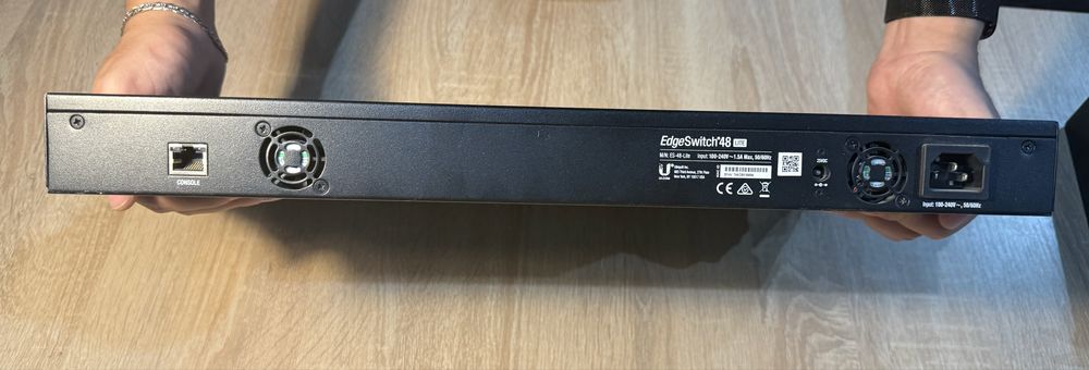 Комутатор Ubiquiti EdgeSwitch 48 Lite (ES-48-Lite)