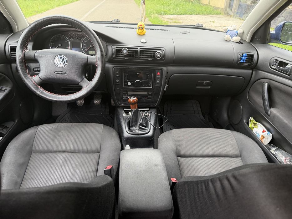 VOLKSWAGEN Passat 2002 — imagine 2