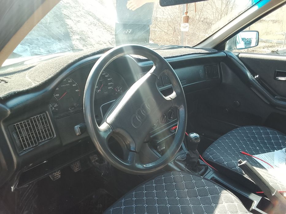 Продаю Ауди 80 Б3