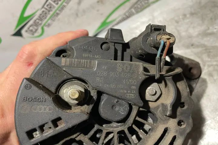 Alternator Volkswagen VW Golf 2000 1.4 MT (75 hp)