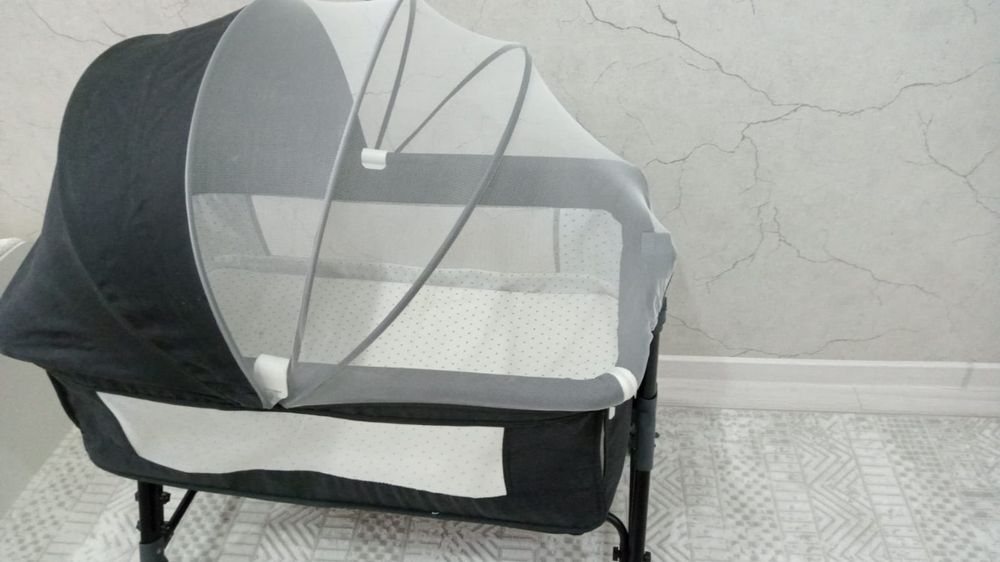 Кроватка детская в отличном состоянии