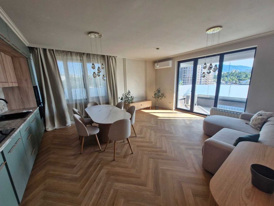 Дава се под наем Тристаен апартамент в София, Сердика - 118 кв.м за 1300 € - Снимка #1