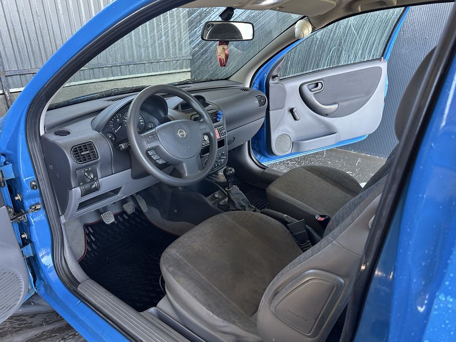Opel Corsa C 1.0 benzina