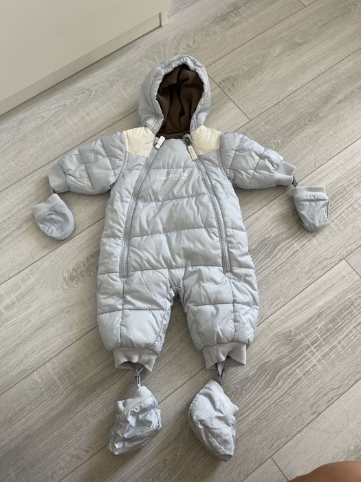 Зимни бебешки космонавти