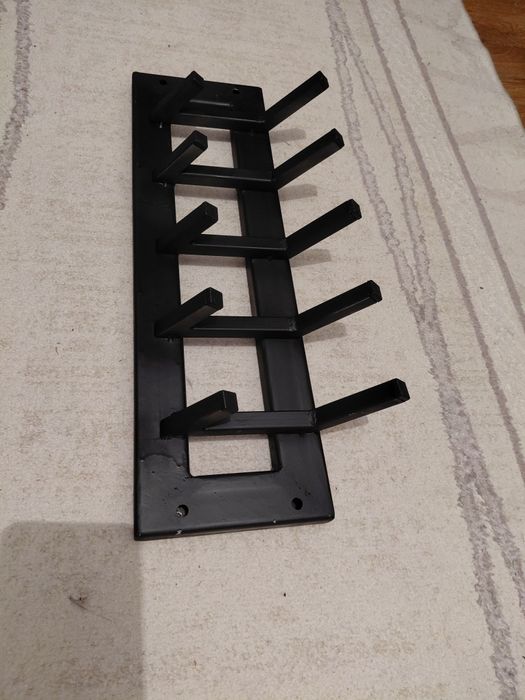 Вешалка из металла