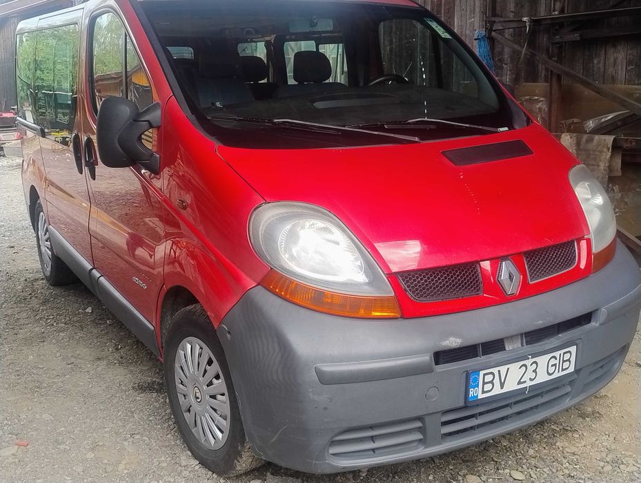 Renault Trafic, 8+1 locuri