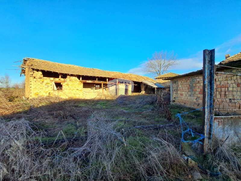 Продава се Къща в с. Светлен, Област Търговище - 120 кв.м за 184 €/кв.м - Снимка #1