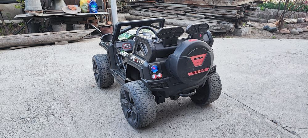 Машина на аккумуляторе