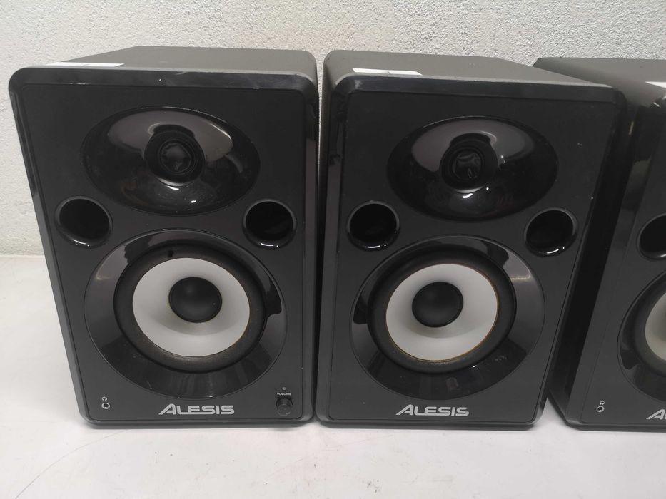 Тонколони - Alesis elevate 5
