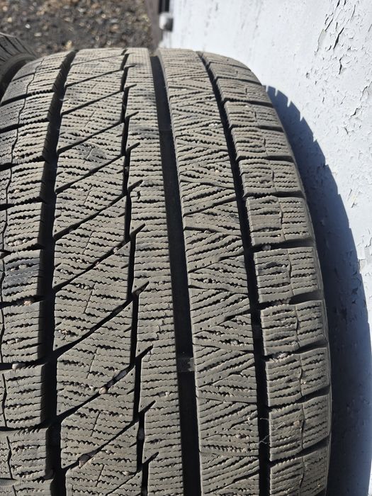 Шины 275/45/20  ROADX