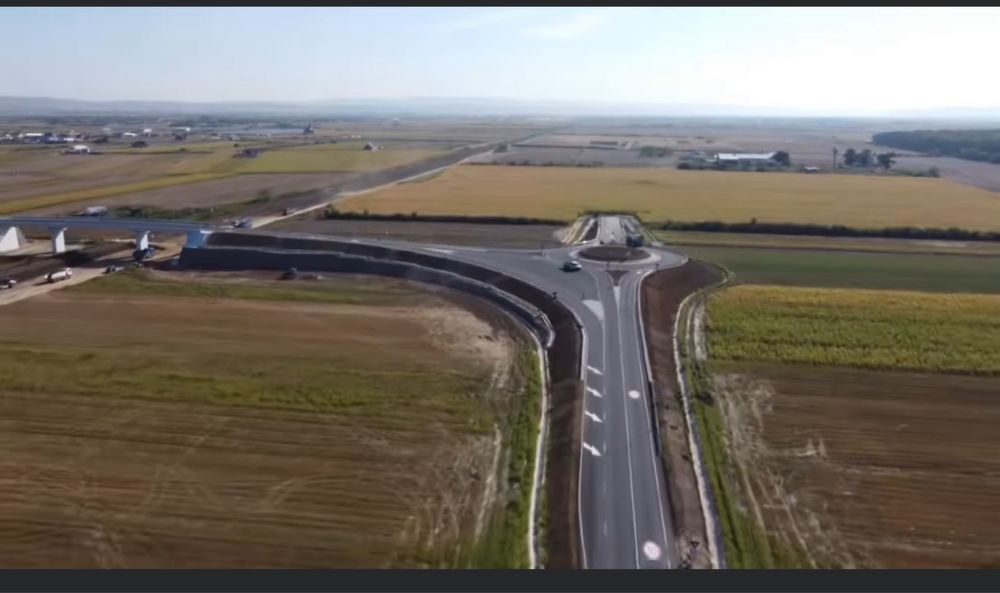 Teren Oșorhei in spate la Parcul Industrial,  lângă Centura Oșorhei