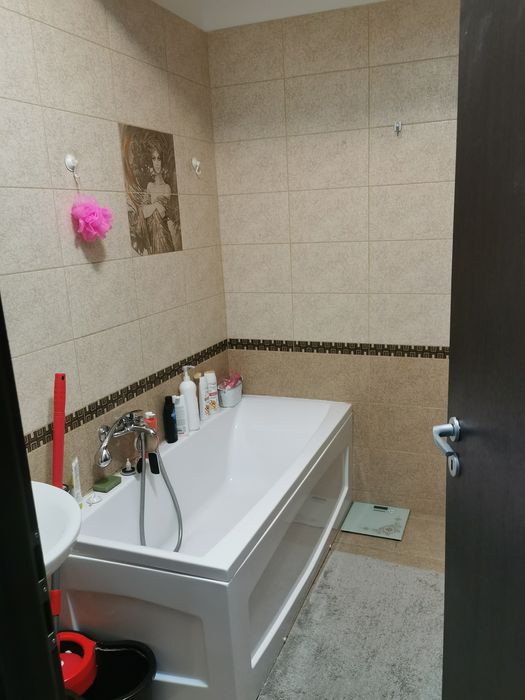 Închiriez apartament 2 camere militari residence