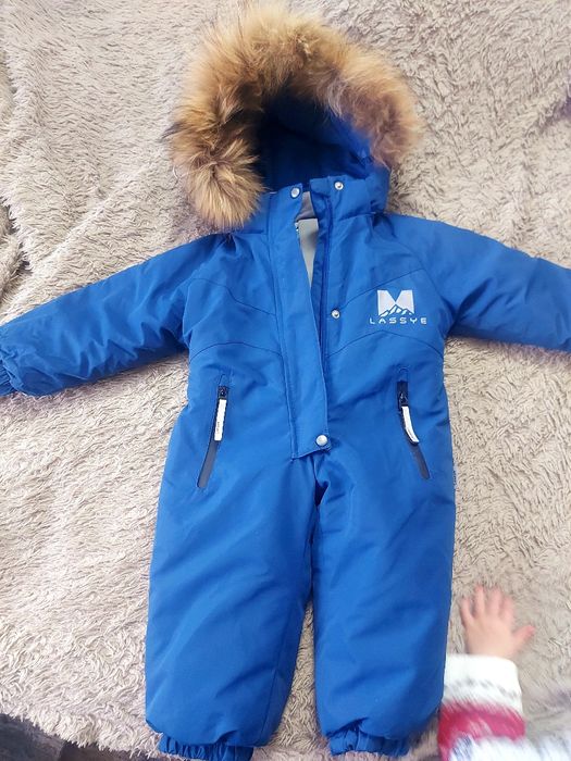 Продам зимний комбинезон LASSYE