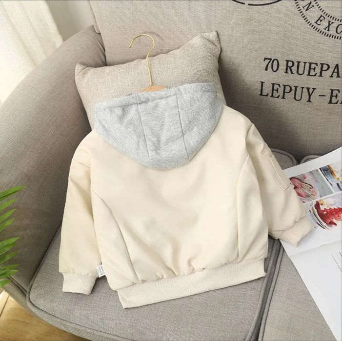 Детская куртка на весну