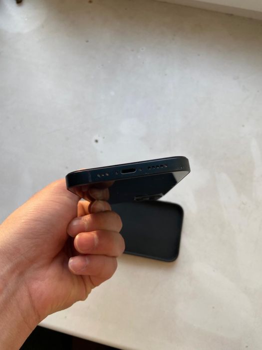 Айфон 13 сатылады