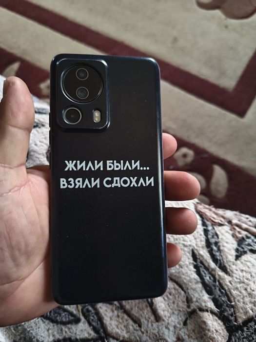 Продам телефон ми 13 лайт