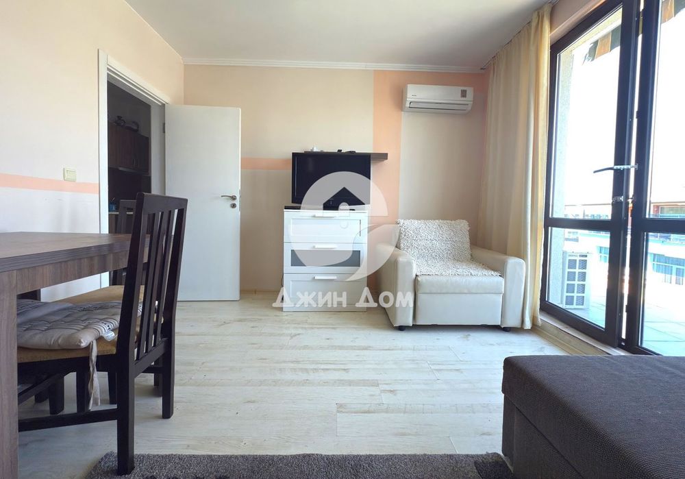 Продава се Двустаен апартамент в к.к. Слънчев бряг - 78 кв.м за 1000 €/кв.м - Снимка #2