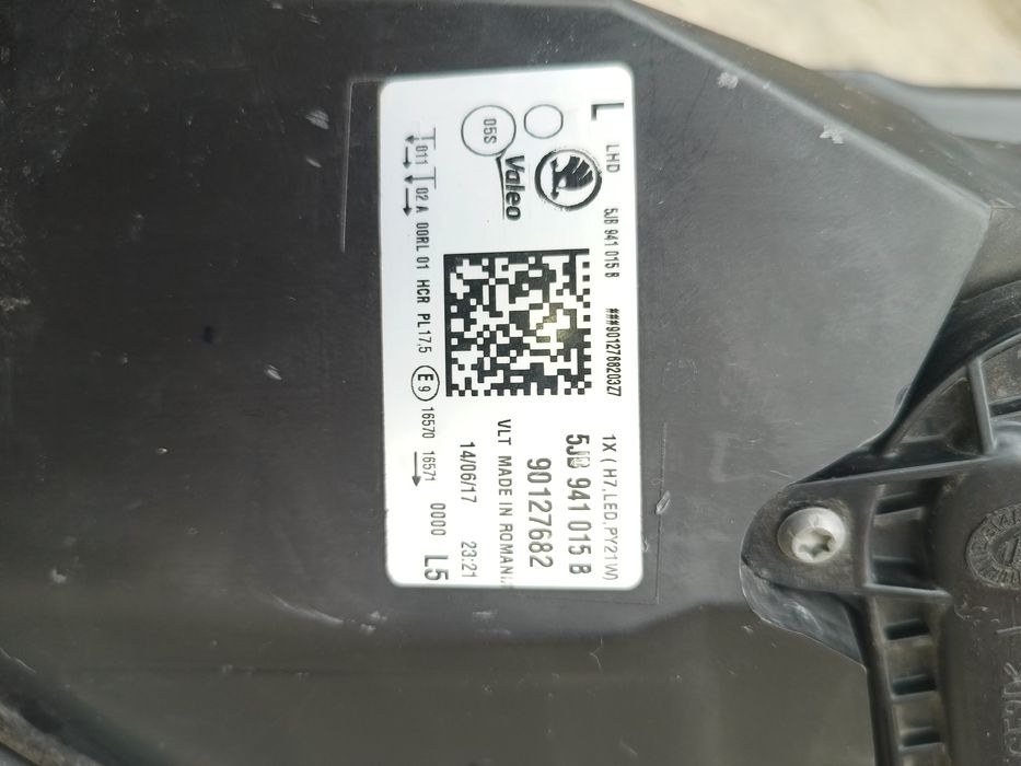 Far stânga Skoda rapid